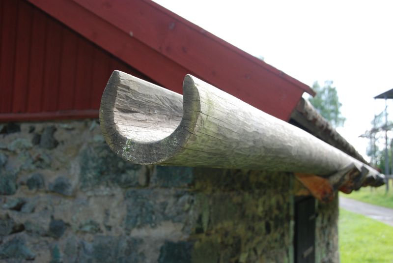 Wood Rain Gutter Installation in Clarksville, TN