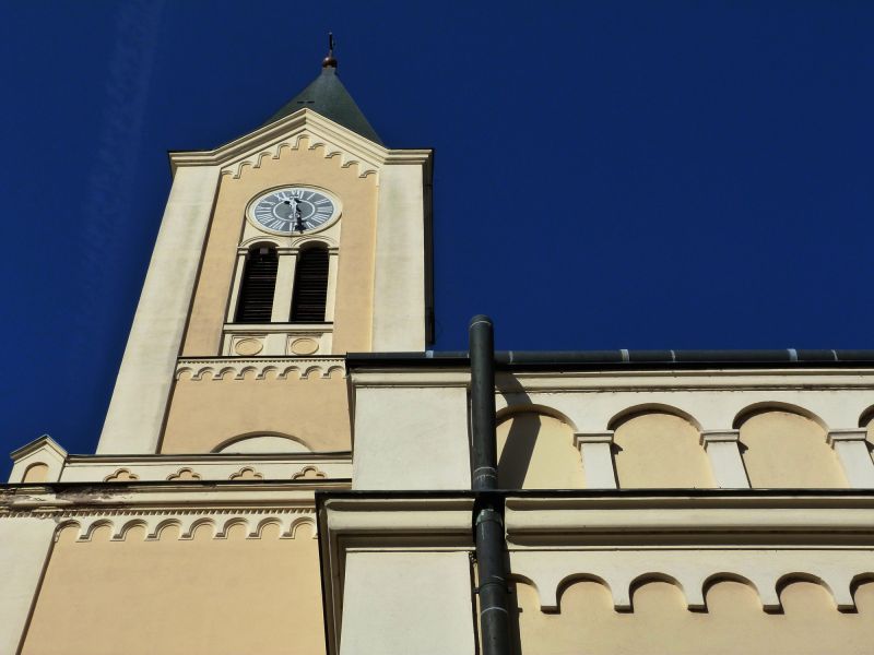 Church Gutter Repair in Roseville, CA